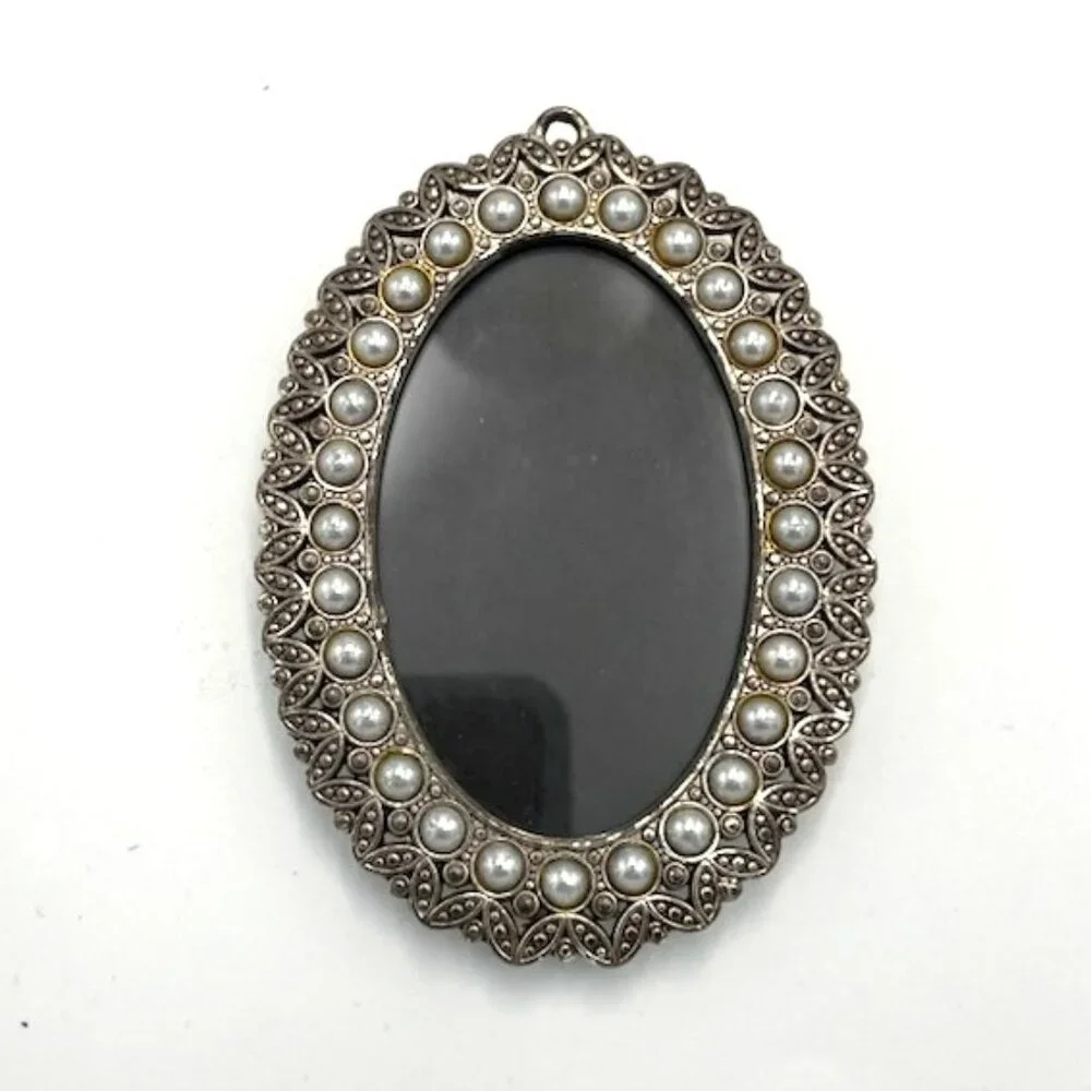 Hanging Picture Photo Frame Oval Faux Pearl & Marcasite Holds 1.75